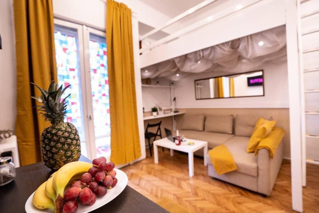 ブカレストCozy Studio Near Cismigiu Parkアパートメント エクステリア 写真